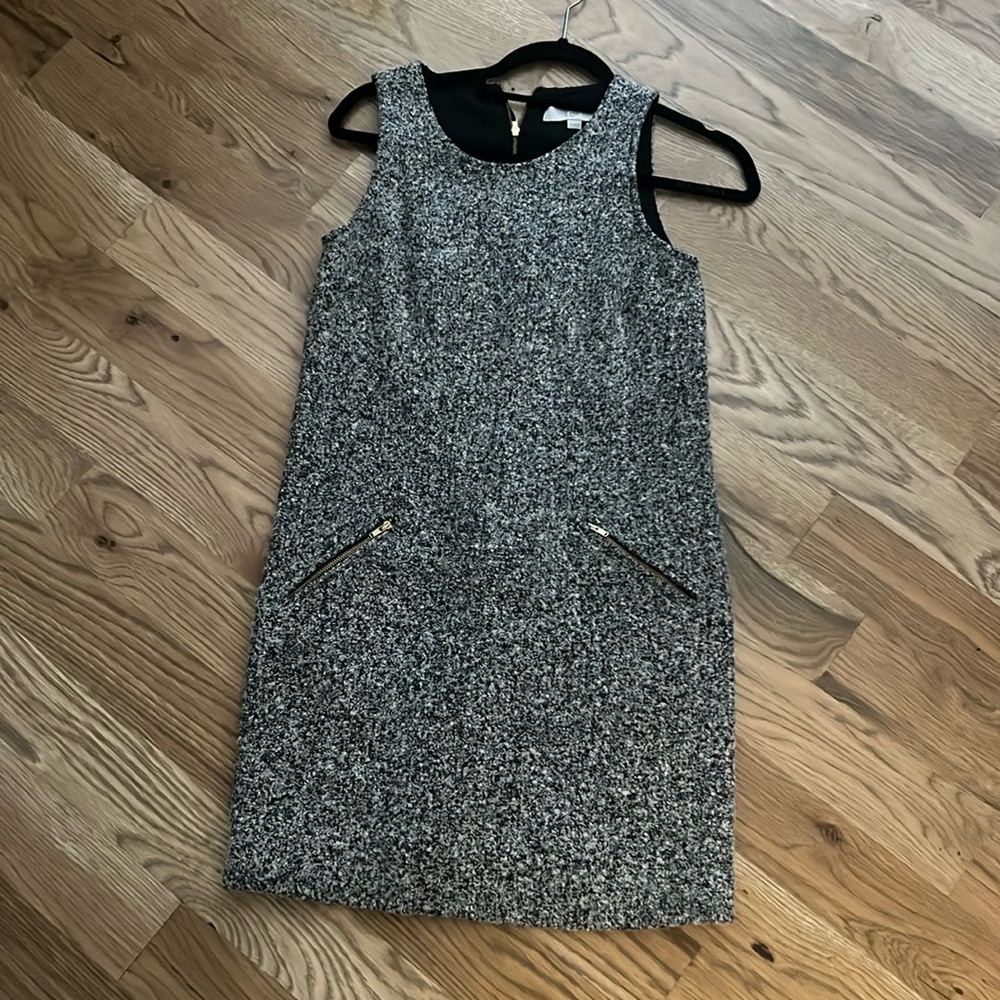 Size 0 sleeveless dress LOFT